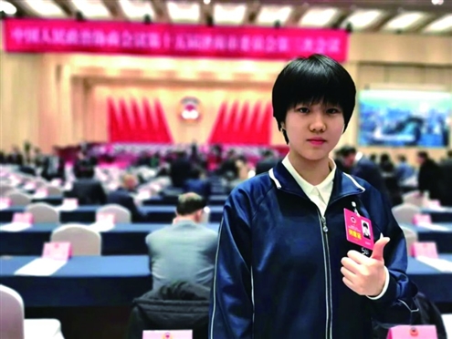 张皓兮认为,每一份“提案”都不能是泛泛而谈